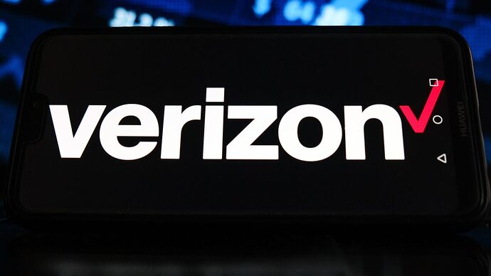 Verizon อาจเลิกบังคับรอ 35 วัน ปลดล็อกมือถือที่ผ่อนหมดแล้ว