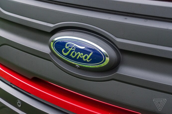 Ford ปรับแผนครั้งใหญ่: เร่งผลิตไฮบริด บุกพลังงานสำรอง หลังยอด EV ชะลอ