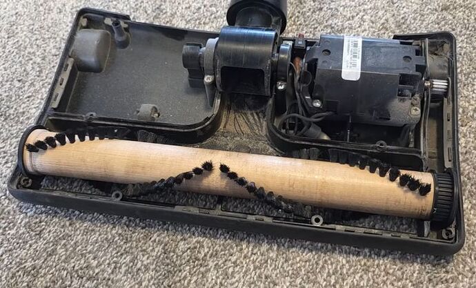 แฮกเกอร์โชว์ DIY ซ่อมตลับลูกปืนหัวแปรงเครื่องดูดฝุ่นที่ผู้ผลิตบอก