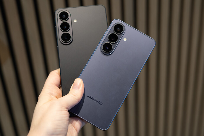 Samsung เปิดตัว Galaxy S26: เผยสเปก ราคา พร้อม S26 Ultra อัปเกรดสำคัญ – เทียบ S25 มีอะไรใหม่?