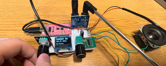 ยุคใหม่ของ DIY! สร้างวิทยุ FM พกพาง่ายๆ ด้วยชิป TEA5767 และ ESP32 โดยไม่ต้องจูนสัญญาณเอง