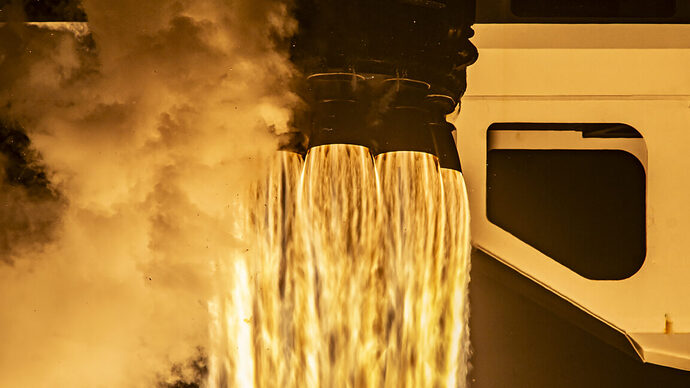 สถานีอวกาศนานาชาติ ISS ต้อนรับลูกเรือใหม่ 4 นาย: มีนักบินอวกาศครบทีมอีกครั้งหลังรอคอยหนึ่งเดือน