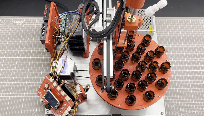 สร้างเครื่องเก็บตัวอย่างอัตโนมัติ Carousel DIY: ประหยัดเวลา ลดงานซ้ำซากในห้องแล็บด้วย Marb's Lab