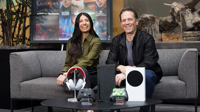 การเปลี่ยนแปลงครั้งใหญ่: Phil Spencer และ Sarah Bond แห่ง Xbox อำลา Microsoft พร้อมแต่งตั้งผู้นำใหม่