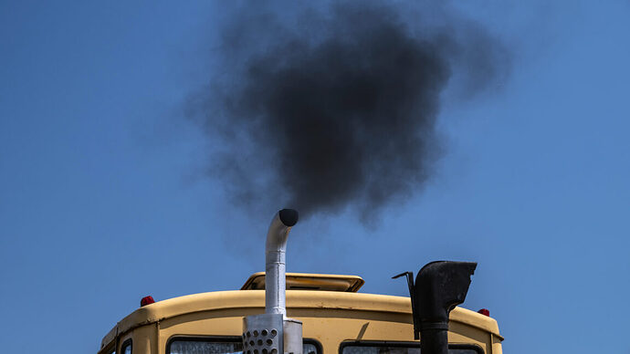 EPA ถูกฟ้อง: ยกเลิกกฎก๊าซเรือนกระจกเสี่ยง 'ชีวิตคนนับพัน' ท่ามกลางวิกฤตสภาพอากาศ