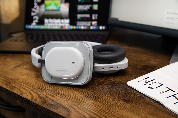 Nothing เปิดตัว Headphone A: หูฟังโอเวอร์เอียร์ดีไซน์สวย แบตอึด 135 ชม. ราคาเพียง $199