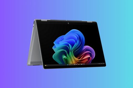 HP OmniBook X Flip ดีลเด็ด! AI Laptop 2-in-1 Core Ultra 7, 1TB SSD จอ 2K ราคาคุ้มค่า