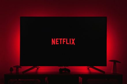 Netflix ปรับใหญ่! ยกเลิกการ Cast บนอุปกรณ์สมัยใหม่ส่วนใหญ่ เหลือเพียง Chromecast รุ่นเก่าและทีวีบางรุ่น